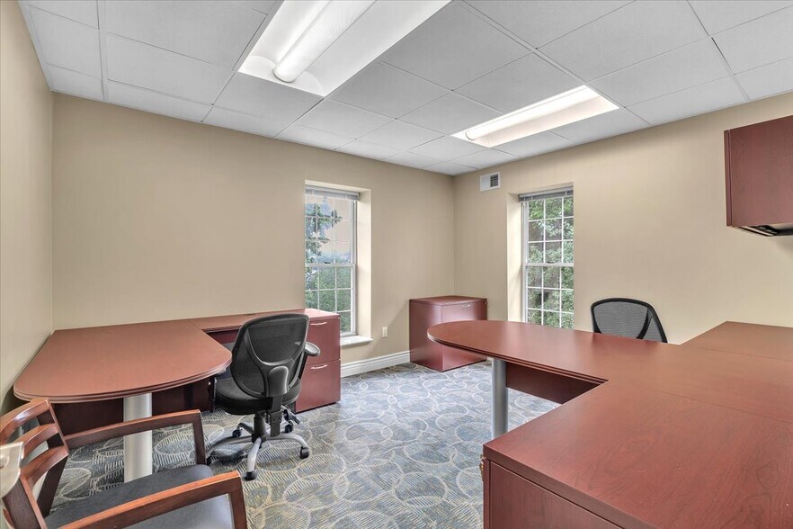 More Photos Of 1106 Ohio River Blvd, Sewickley Office For Sale