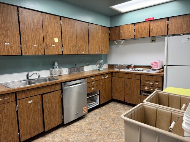 More Photos Of 150 Wyoming St, Lander Assisted Living For Sale