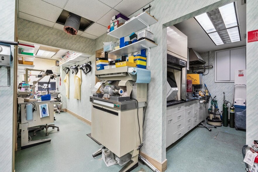 More Photos Of 1802 San Miguel Dr, Walnut Creek Medical For Sale