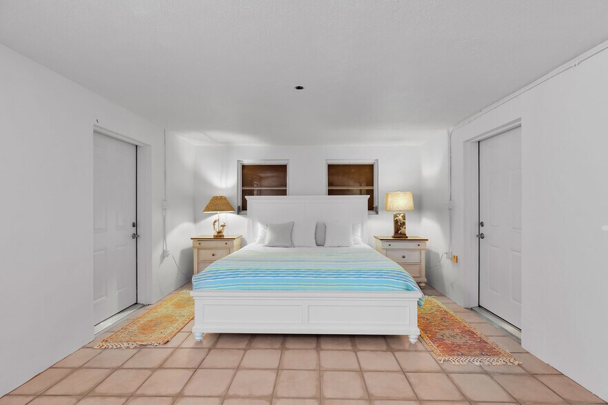 More Photos Of 27001 Overseas Hwy, Cudjoe Key Garden Center For Sale