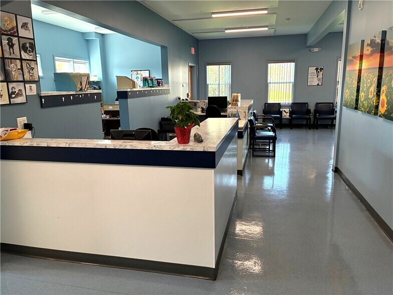 More Photos Of 1055 Denise Rd, Greece Veterinarian Kennel For Sale