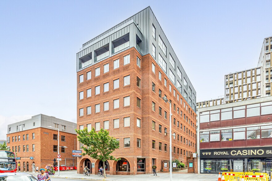 More Photos Of 15 College Rd, Harrow Office For Sale
