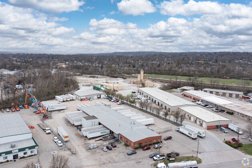 More Photos Of 603 Shepherd Dr, Lockland Truck Terminal For Lease
