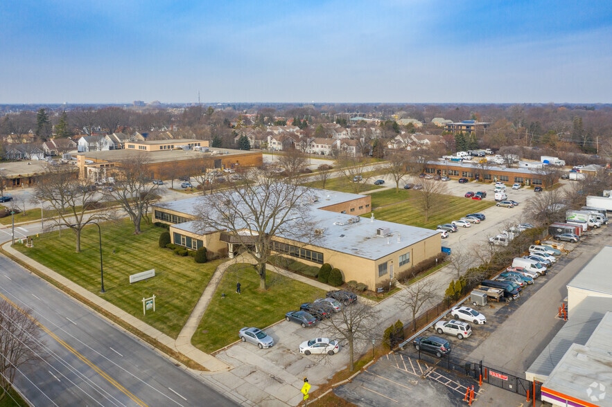 More Photos Of 800 W Central Rd, Mount Prospect Unknown For Lease