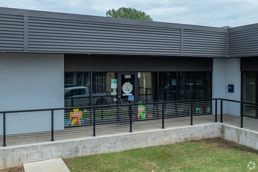 More Photos Of 9120-9146 N Macarthur Blvd, Oklahoma City General Retail For Sale