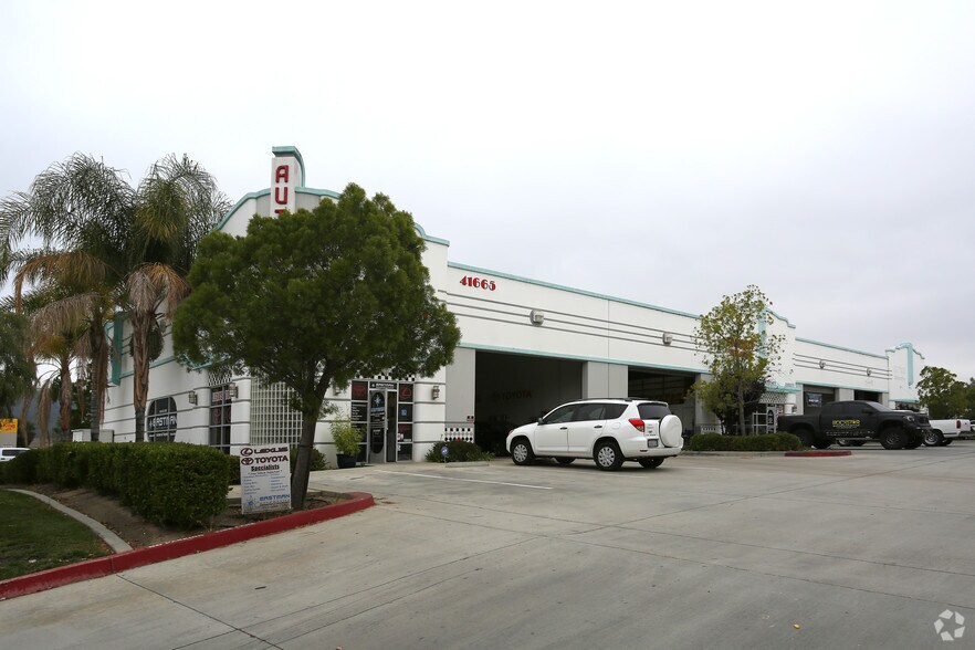 More Photos Of 41665 Eastman Dr, Murrieta Warehouse For Lease