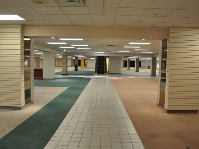 More Photos Of 600-660 W Saint Germain St, Saint Cloud Freestanding For Lease