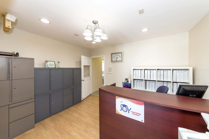 More Photos Of 1555 W Commonwealth Ave, Fullerton Office For Lease