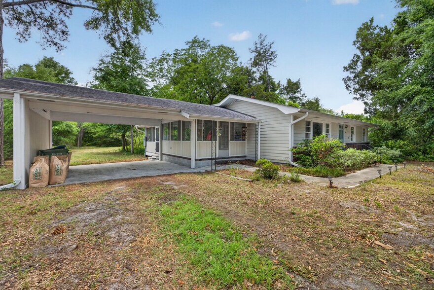 More Photos Of 2830 Worth Dr, Wilmington Land For Sale