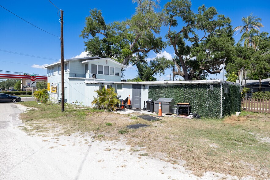 More Photos Of 3503 Us-301, Ellenton Storefront Retail Residential For Lease