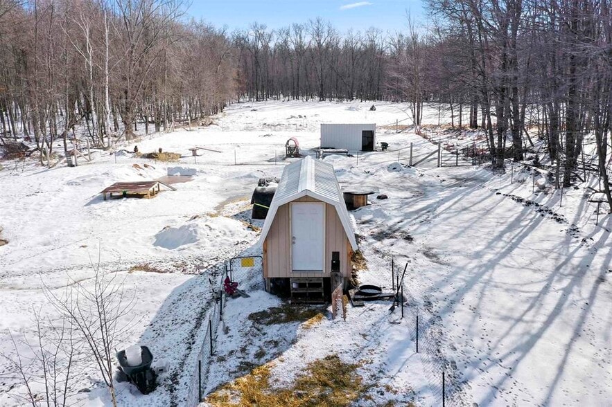 More Photos Of W11375-A W11375-A County Road X Rd, Crivitz Sports And Entertainment For Sale