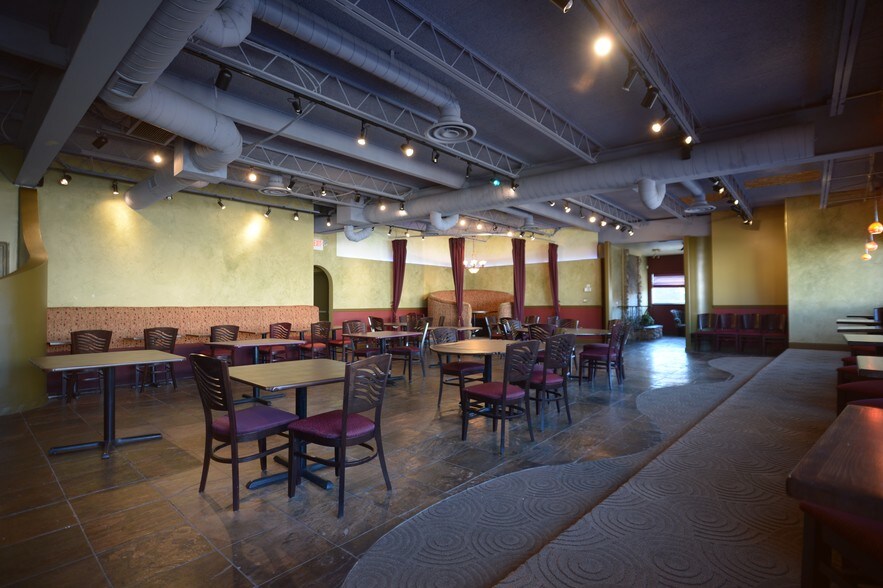 More Photos Of 73 Main St, Toms River Restaurant For Lease
