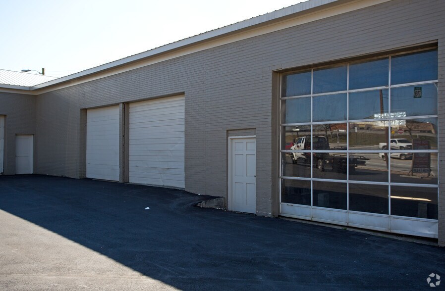 More Photos Of 116 W Bankhead Hwy, Villa Rica Storefront Retail Office For Sale