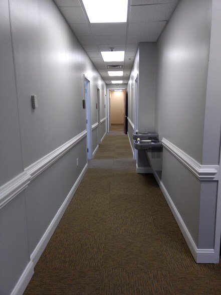 More Photos Of 2919 Breezewood Ave, Fayetteville Office For Sale