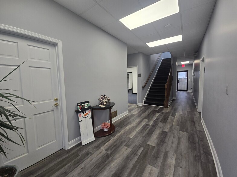 More Photos Of 1000 Clifton Ave, Clifton Office For Lease