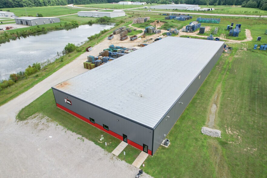 More Photos Of 895 W County Road 350 N, North Vernon Warehouse For Sale