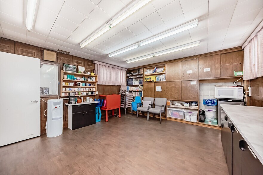 More Photos Of 12703 109 St NW, Edmonton Religious Facility For Sale