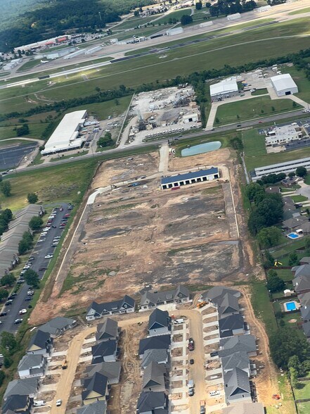 More Photos Of 5300 S Zero St, Fort Smith Storefront Retail Office For Sale