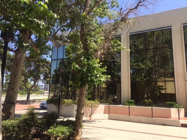 More Photos Of 520 W Santa Ana Blvd, Santa Ana Office For Lease