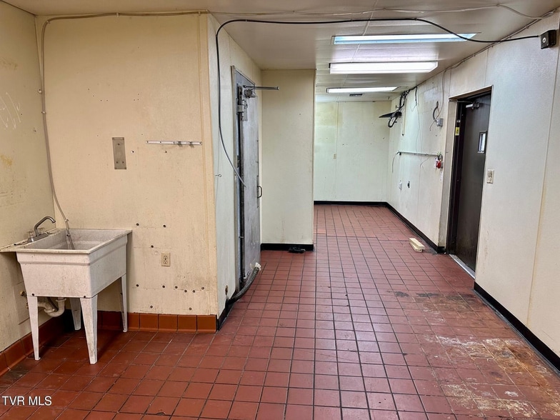 More Photos Of 920 E 5th St N, Big Stone Gap Restaurant For Sale