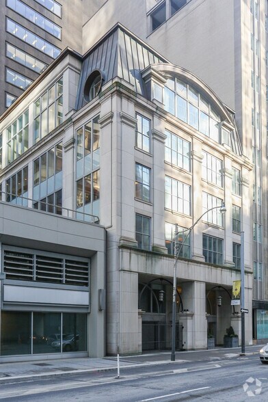 More Photos Of 145 Adelaide St W, Toronto Office For Lease