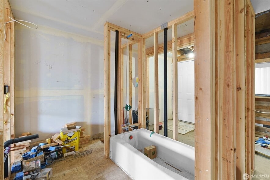 More Photos Of 4705 Pacific Way, Seaview Freestanding For Sale