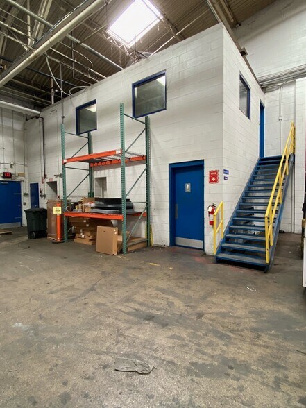 More Photos Of 526 Milburn Ave, Dayton Warehouse For Sale