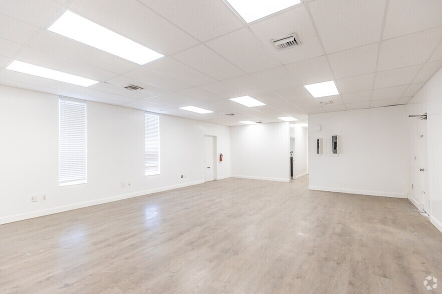 More Photos Of 13045 Cairo Ln, Opa Locka Land For Lease