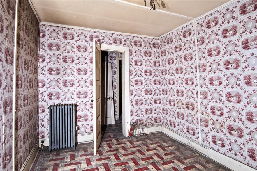 More Photos Of 116 Franklin Ave, Scranton Storefront Retail Office For Sale