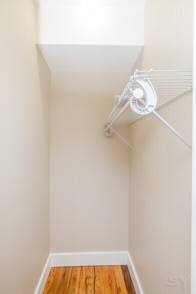 More Photos Of 6129 N Ravenswood Ave, Chicago Multifamily For Sale