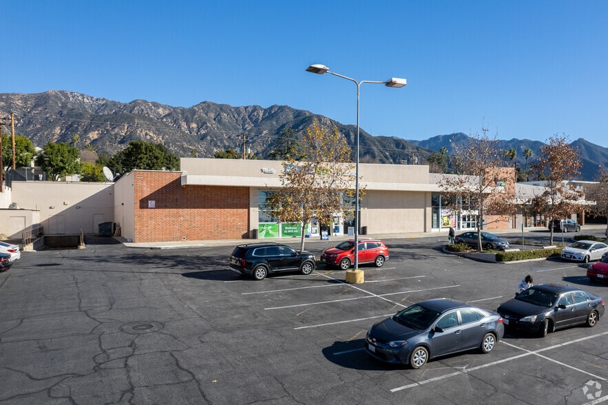 Primary Photo Of 735-763 E Altadena Dr, Altadena Freestanding For Lease