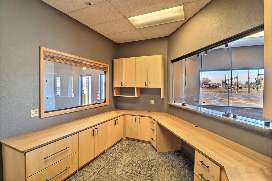 More Photos Of 1616 2nd Ave, Greeley Service For Lease