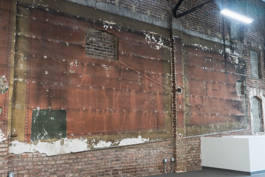 More Photos Of 1425 S 13th St, Omaha Storefront For Lease