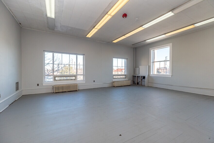 More Photos Of 210 W Main St, Lansdale Bank For Lease