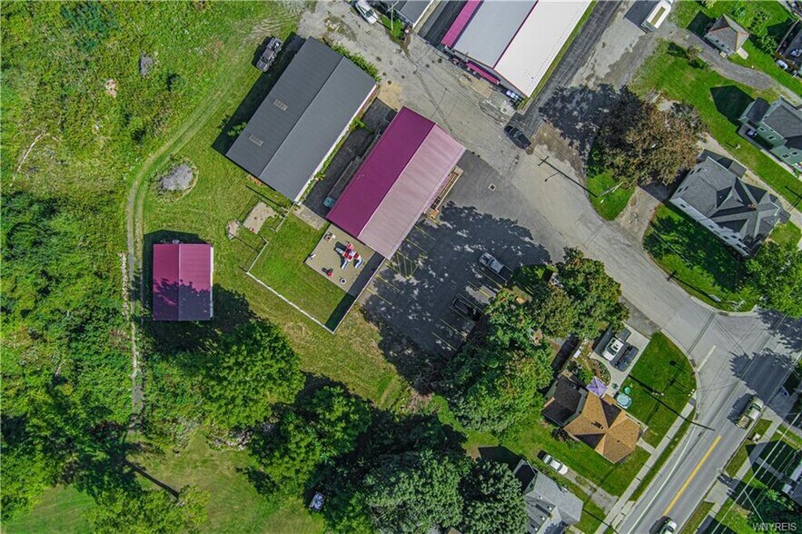 More Photos Of 6115 1st St, Newfane Office For Sale