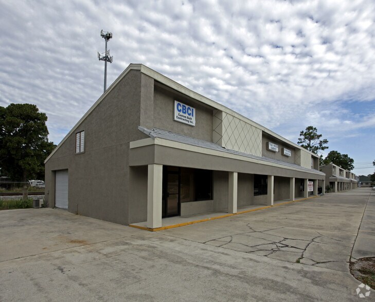 More Photos Of 4400 S Hopkins Ave, Titusville Showroom For Sale