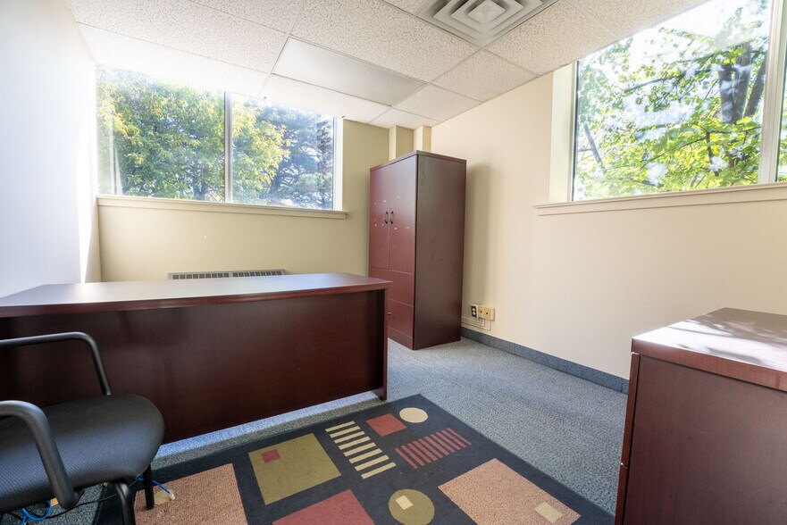 More Photos Of 500 Macpherson Av, Toronto General Retail For Lease