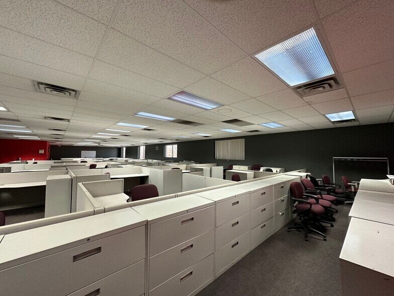 More Photos Of 11355 Stephens Rd, Warren Office For Sale