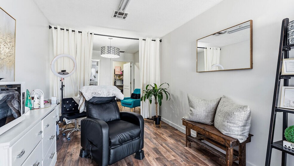 More Photos Of 65 W Main St, Farmington Freestanding For Sale