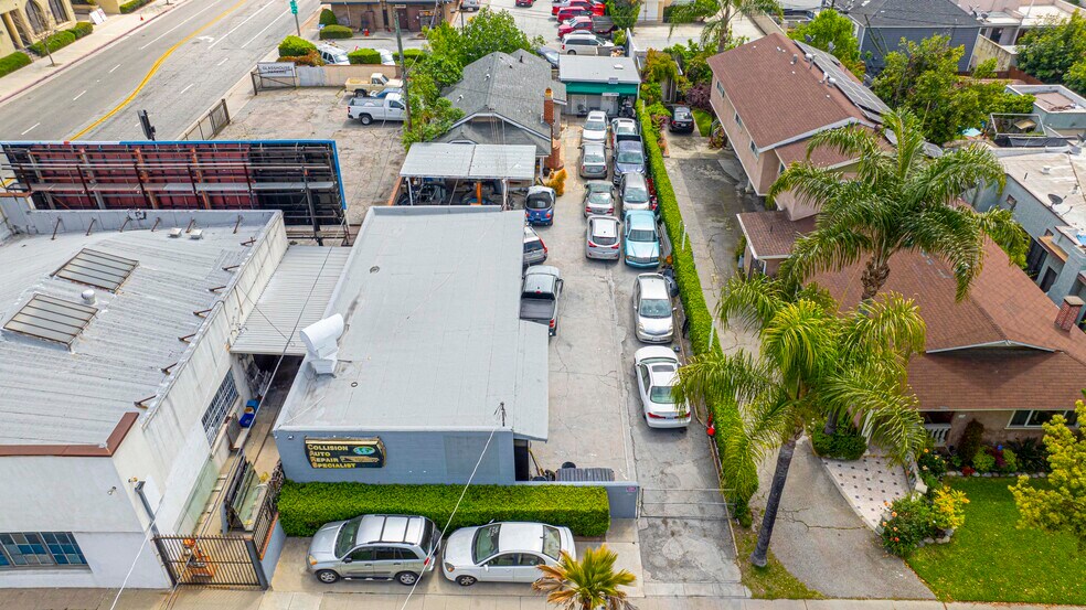 More Photos Of 184 N Meridith Ave, Pasadena Auto Repair For Lease