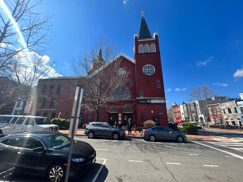 More Photos Of 1546 5th St NW, Washington Specialty For Sale