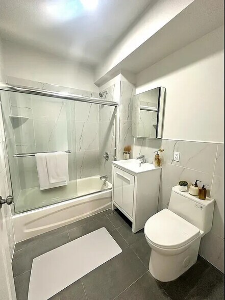 More Photos Of 214-33 41st Avenue Ave, Bayside Apartments For Sale