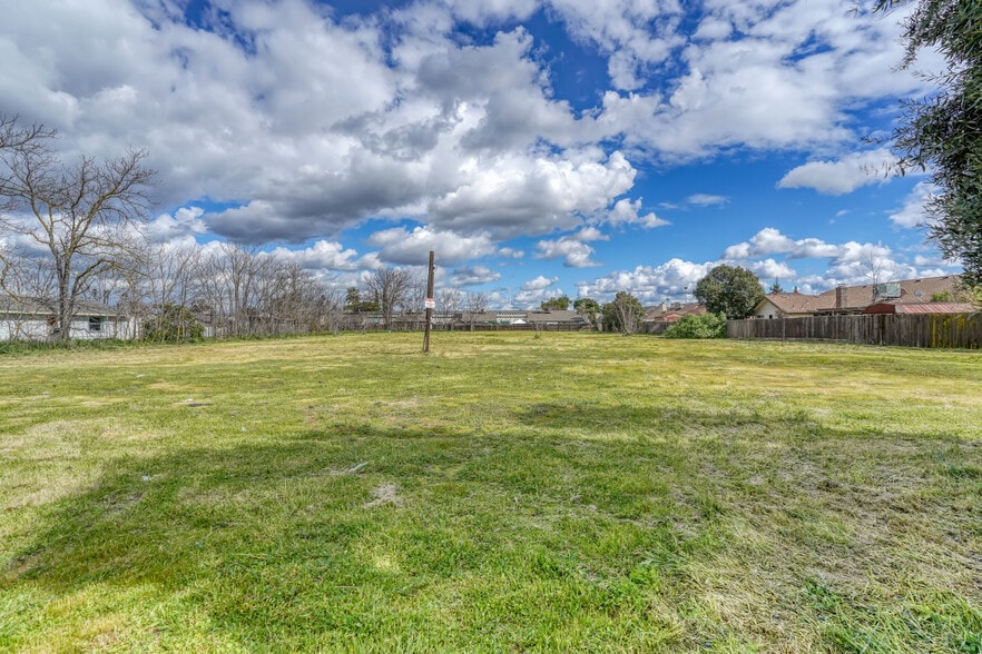 More Photos Of 4516 N Chestnut Ave, Fresno Land For Sale