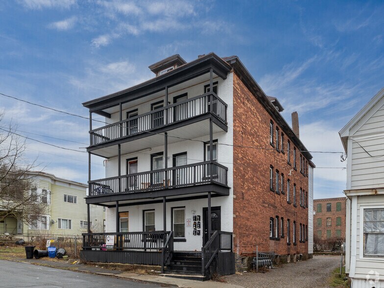 More Photos Of 8 Gardiner St, Amsterdam Apartments For Sale