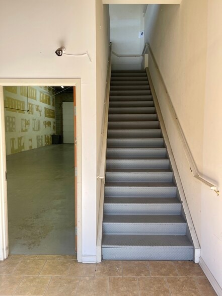 More Photos Of 5715 Industry Ln, Frederick Flex For Lease