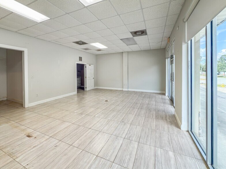 More Photos Of 605 N County Road 393, Santa Rosa Beach Light Manufacturing For Lease