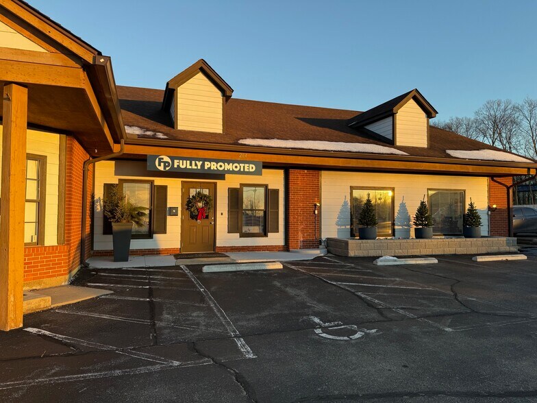 Primary Photo Of 264 N Main St, Centerville Storefront Retail Office For Lease