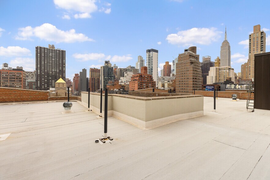 More Photos Of 303 E 37th St, New York Apartments For Sale