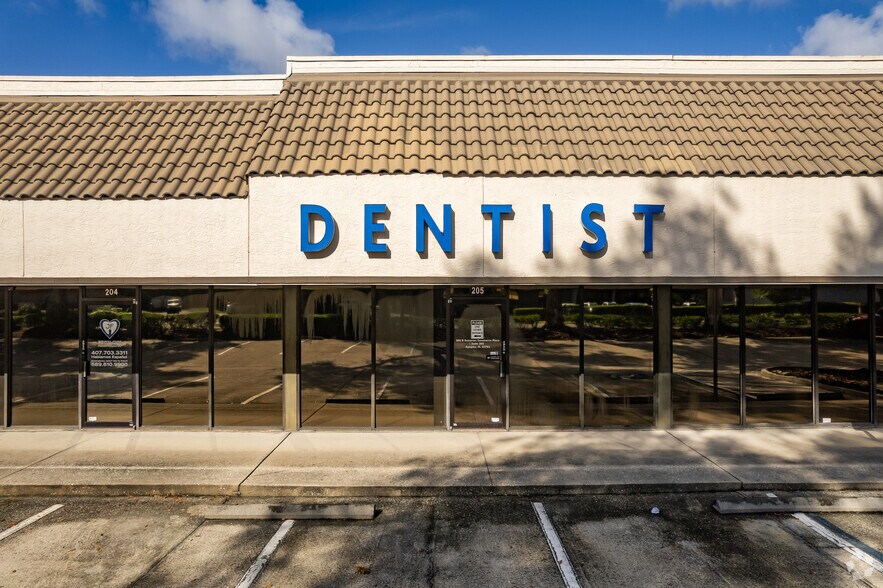 More Photos Of 380 Semoran Commerce Pl, Apopka Unknown For Lease