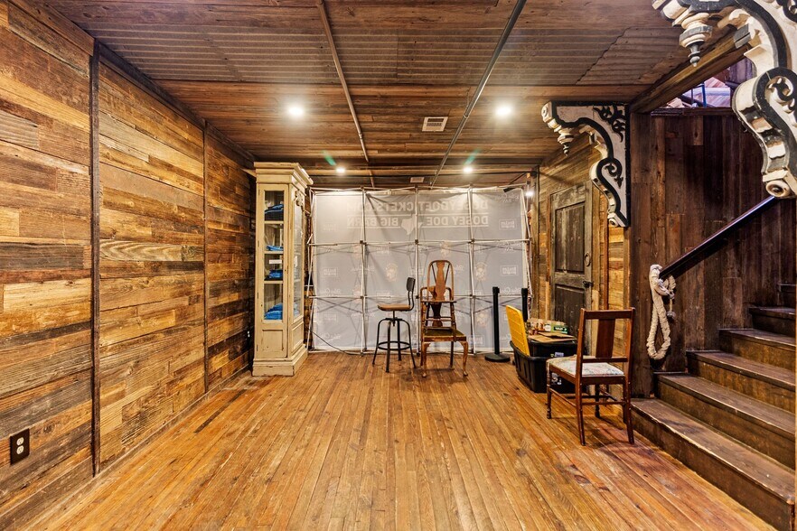 More Photos Of 25911 I-45, Spring Restaurant For Sale